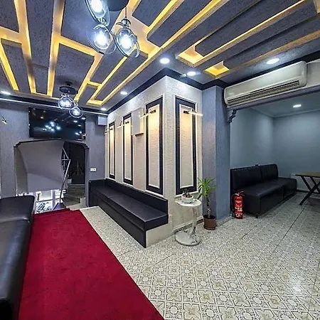 Palace Hotel 3*